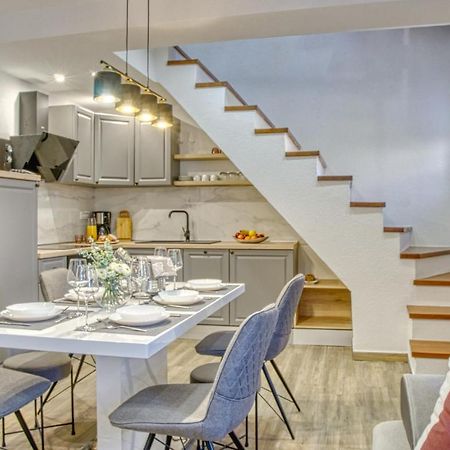 Apartmán Su Casa - At Kastela Oldtown Exteriér fotografie
