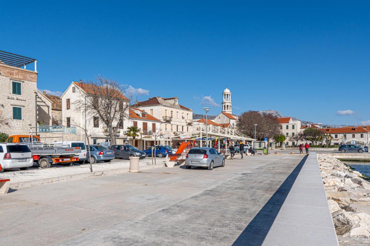 Apartmán Su Casa - At Kastela Oldtown Exteriér fotografie